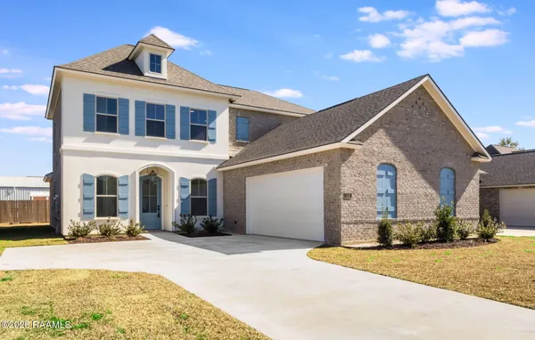 $455,250 | 205 Sweet Harvest Road, Youngsville, LA 70592