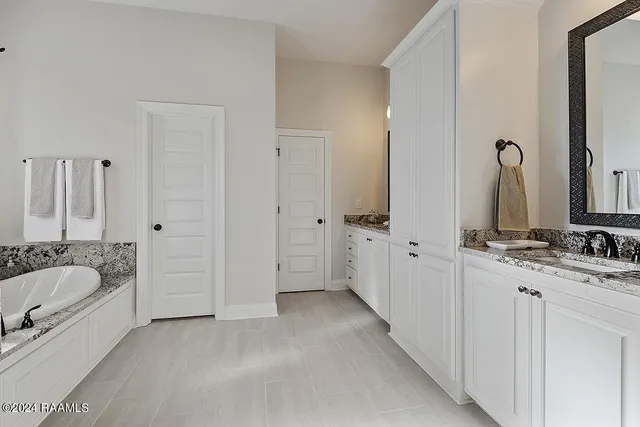 $455,250 | 205 Sweet Harvest Road, Youngsville, LA 70592