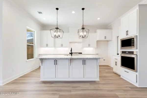 $455,250 | 205 Sweet Harvest Road, Youngsville, LA 70592