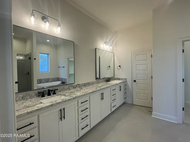 $455,250 | 205 Sweet Harvest Road, Youngsville, LA 70592