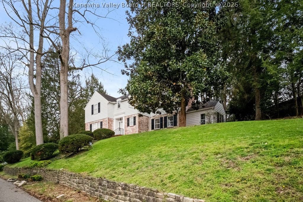 606 Briarwood Road Charleston, WV 25314 - Photo 1 of 49 606 Briarwood, tucked into a private lot