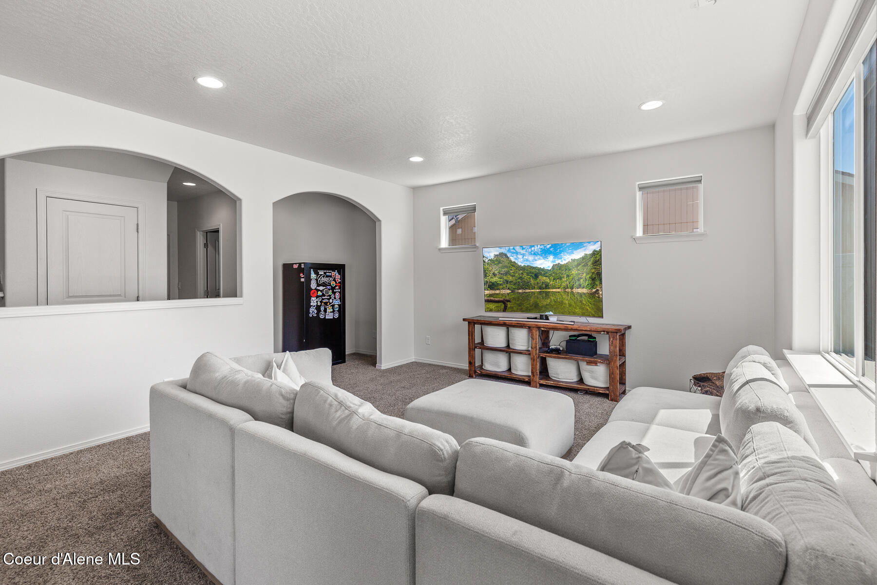 6104 West Alliance Street Rathdrum, ID 83858 - Photo 3 of 27 Living Room