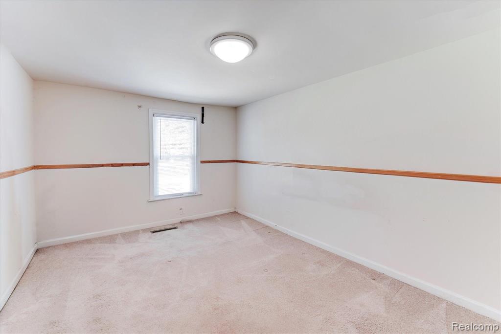 819 Francis Street Rochester Hills, MI 48307 - Photo 18 of 25