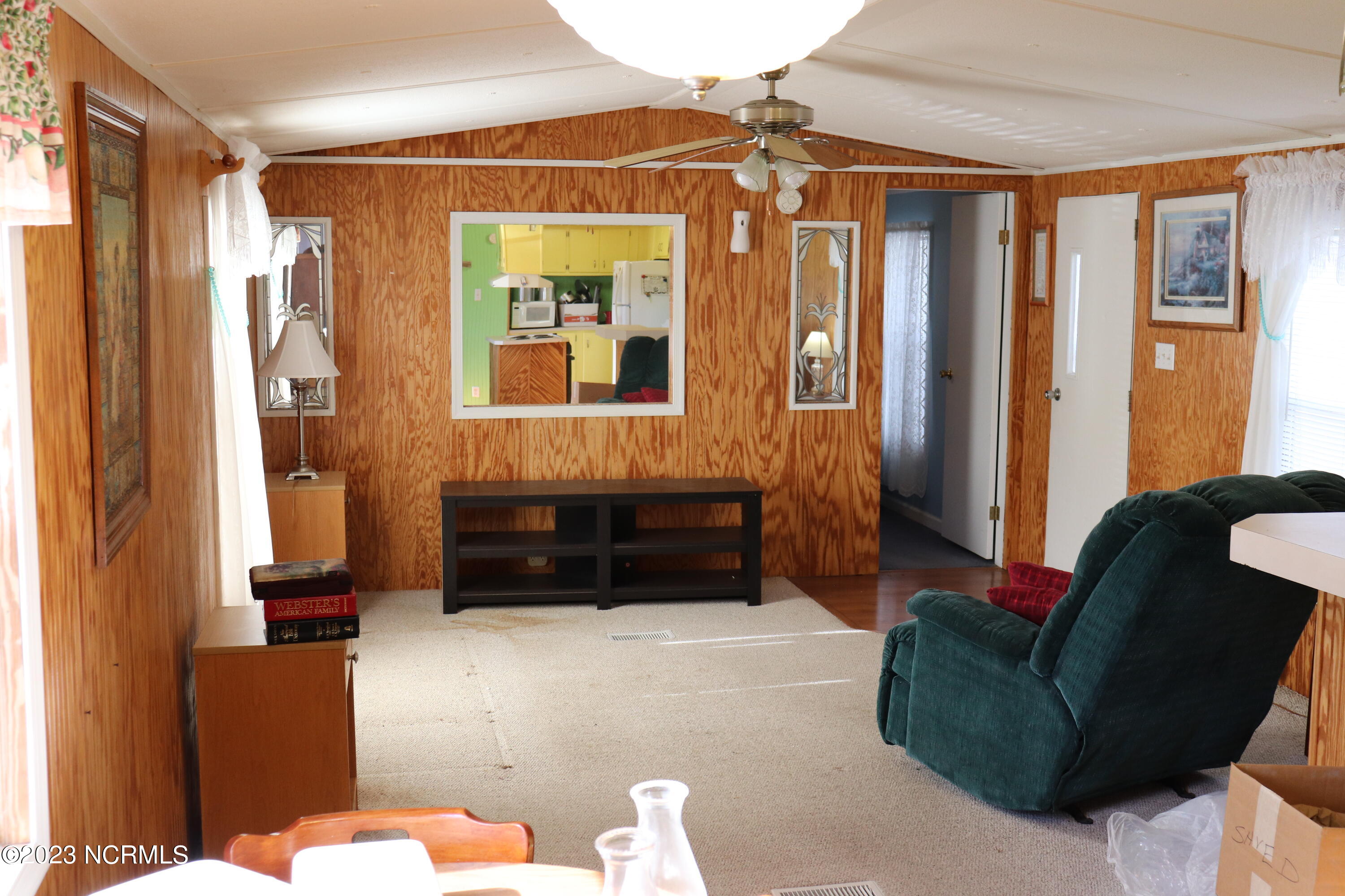 1324 Deep Bottom Road Wallace, NC 28466 - Photo 4 of 25 living room2