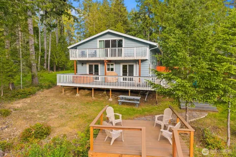 $700,000 | 61 East Orchard Beach Drive, Grapeview, WA 98546