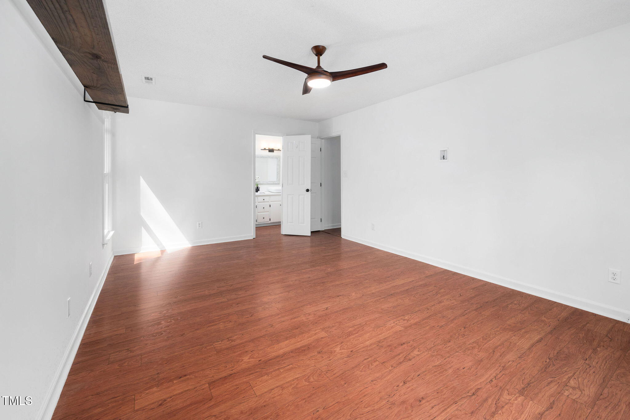 7433 Deer Track Drive Raleigh, NC 27613 - Photo 16 of 36 Primary Bedroom