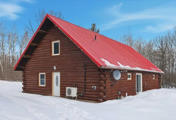 $364,000 | 2303 Cardas Road, Mora, MN 55051