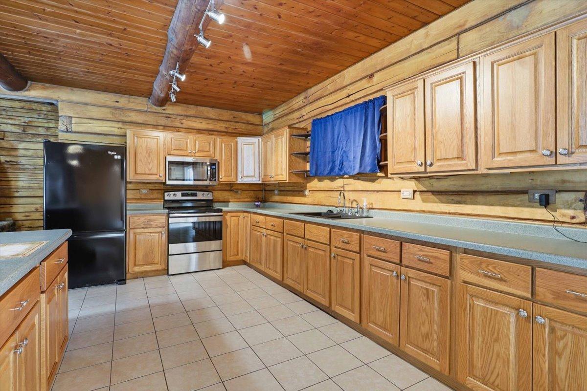 2303 Cardas Road Mora, MN 55051 - Photo 3 of 24