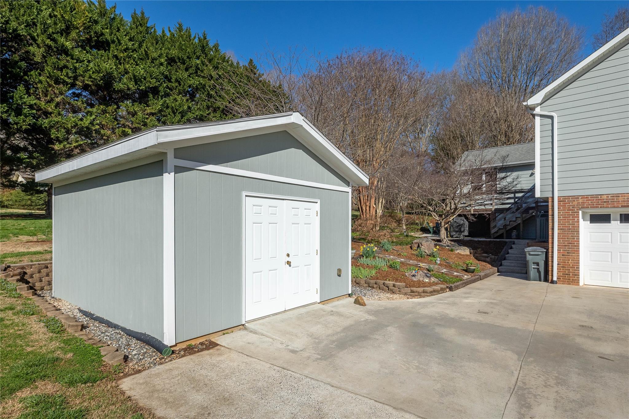 209 Bost Road Morganton, NC 28655 - Photo 3 of 28 Gallery Image 3