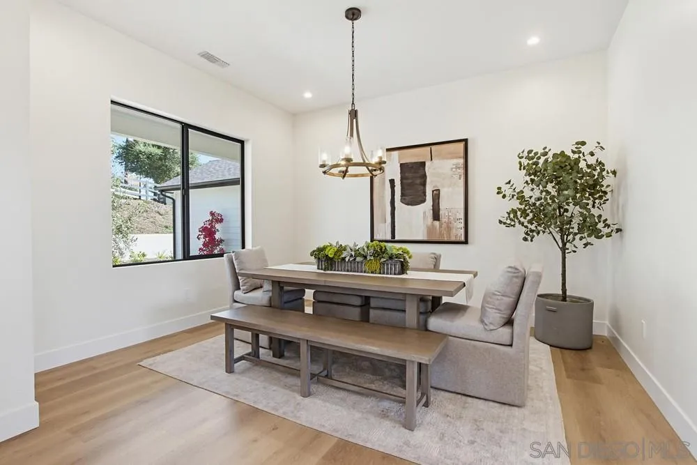 575 Twin Country Lane Fallbrook, CA 92028 - Photo 13 of 68 Dining Room