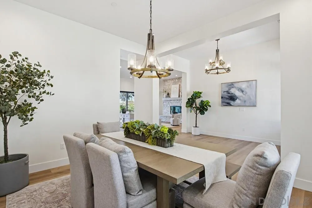 575 Twin Country Lane Fallbrook, CA 92028 - Photo 14 of 68 Dining Room