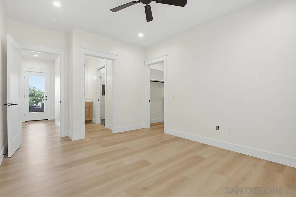 575 Twin Country Lane Fallbrook, CA 92028 - Photo 45 of 68 guest bedroom 1