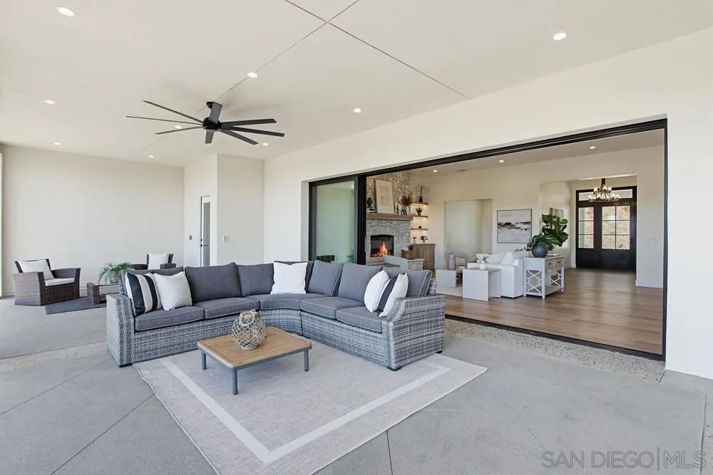 575 Twin Country Lane Fallbrook, CA 92028 - Photo 60 of 68 Patio/Deck