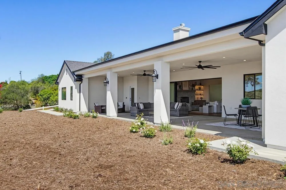 575 Twin Country Lane Fallbrook, CA 92028 - Photo 65 of 68 Exterior Back