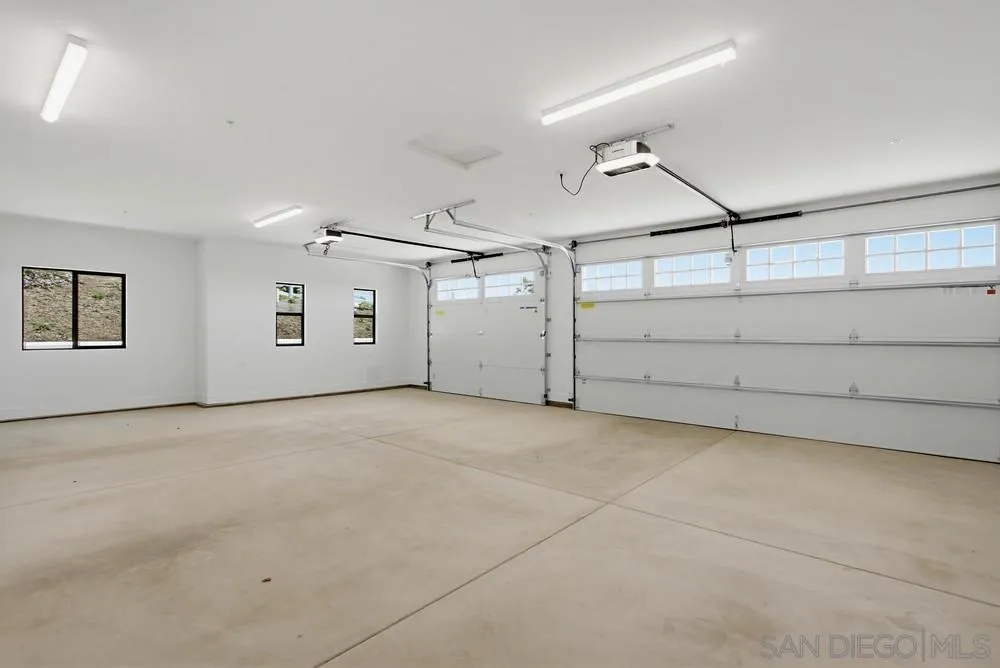 575 Twin Country Lane Fallbrook, CA 92028 - Photo 67 of 68 Garage