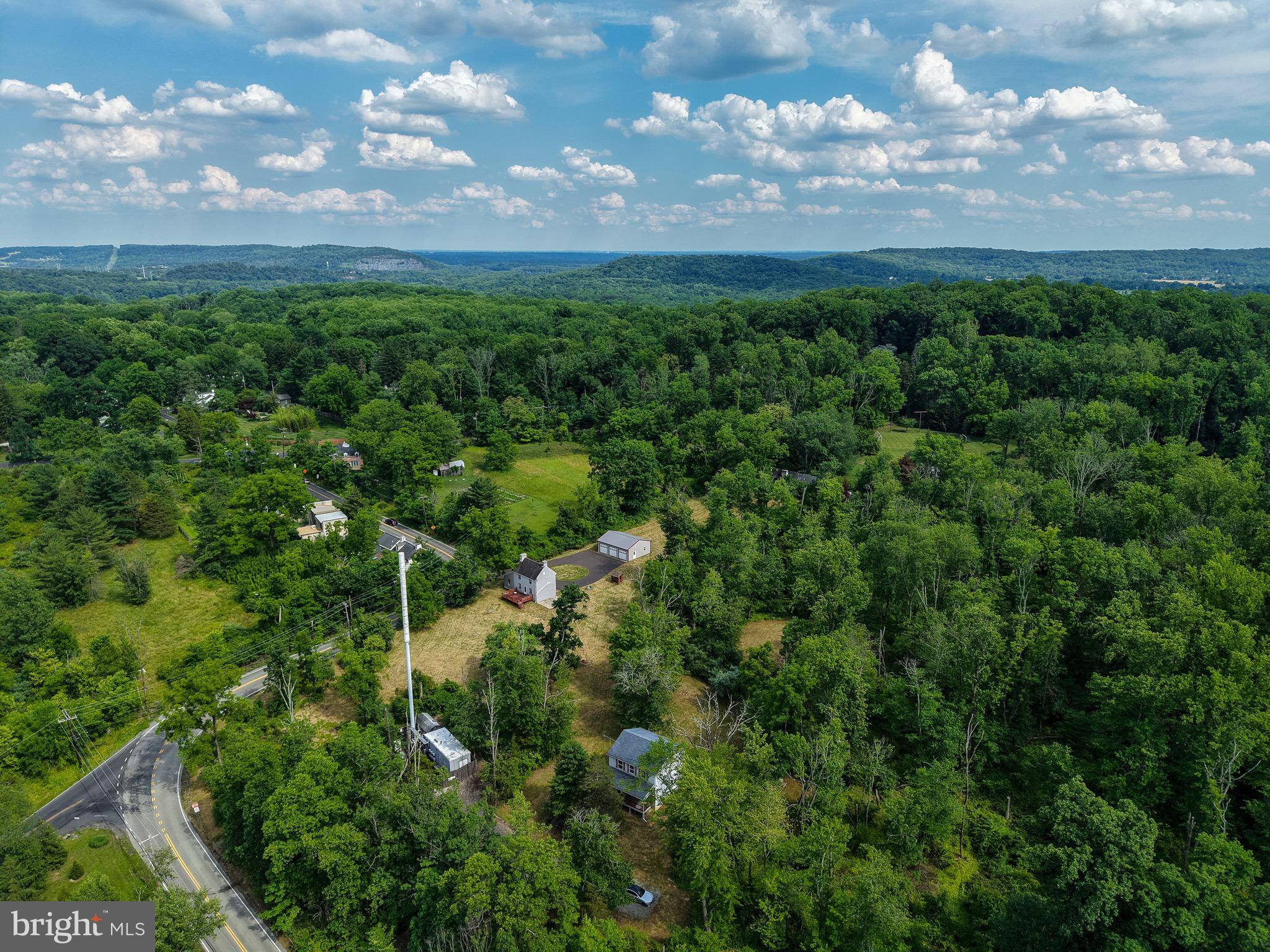 2015 Aquetong Road New Hope, PA 18938 - Photo 28 of 34