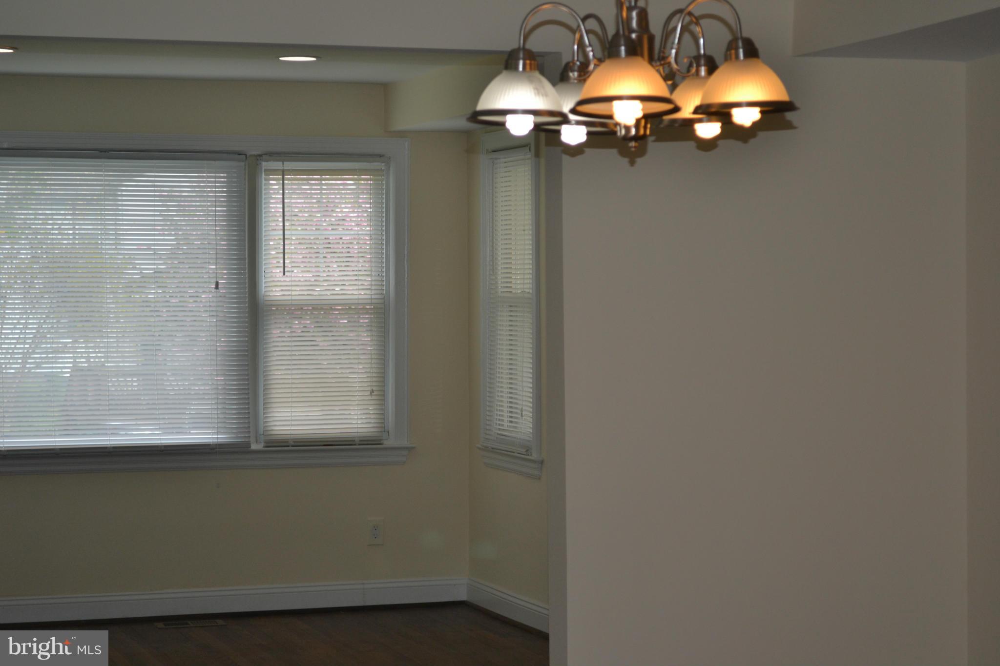 6304 Taylor Road Riverdale, MD 20737 - Photo 13 of 23 Dining Room