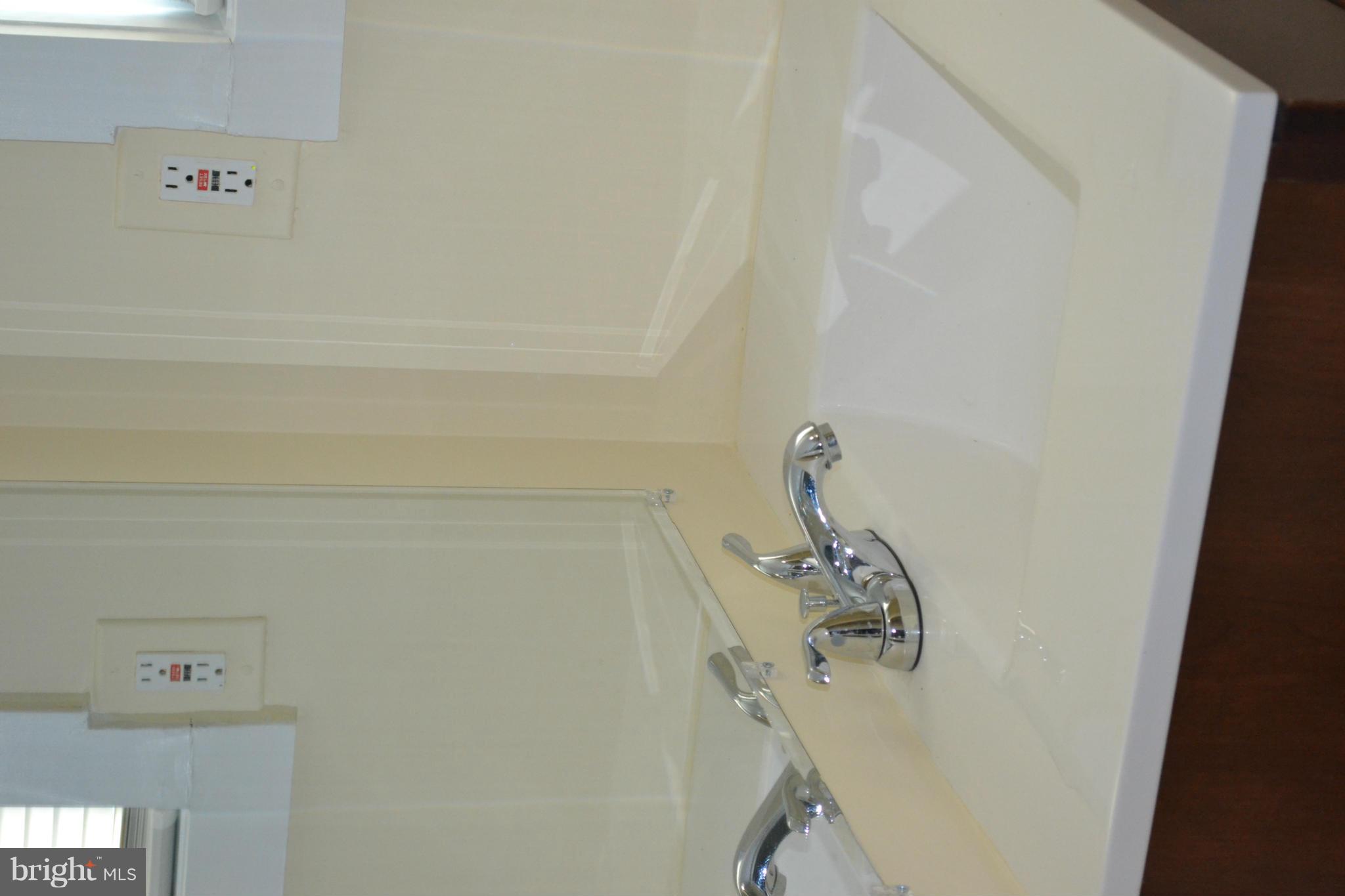 6304 Taylor Road Riverdale, MD 20737 - Photo 19 of 23 Bath