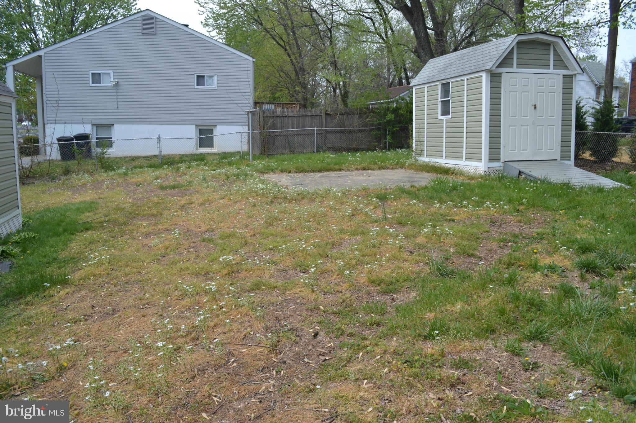 6304 Taylor Road Riverdale, MD 20737 - Photo 8 of 23 View