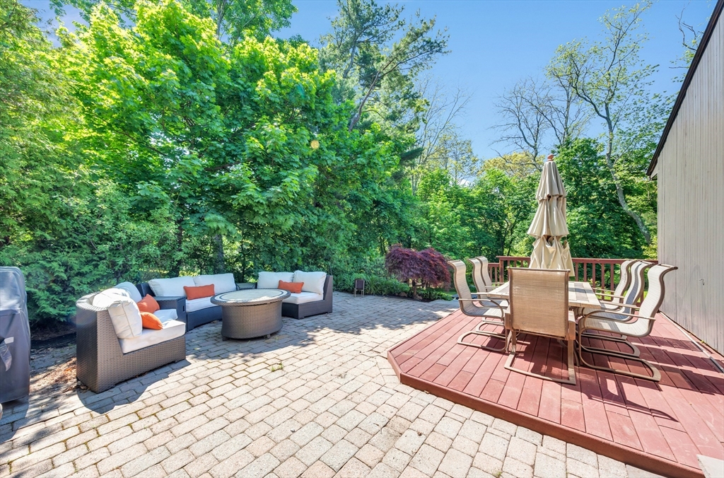 552 Concord Avenue Lexington, MA 02421 - Photo 26 of 31
