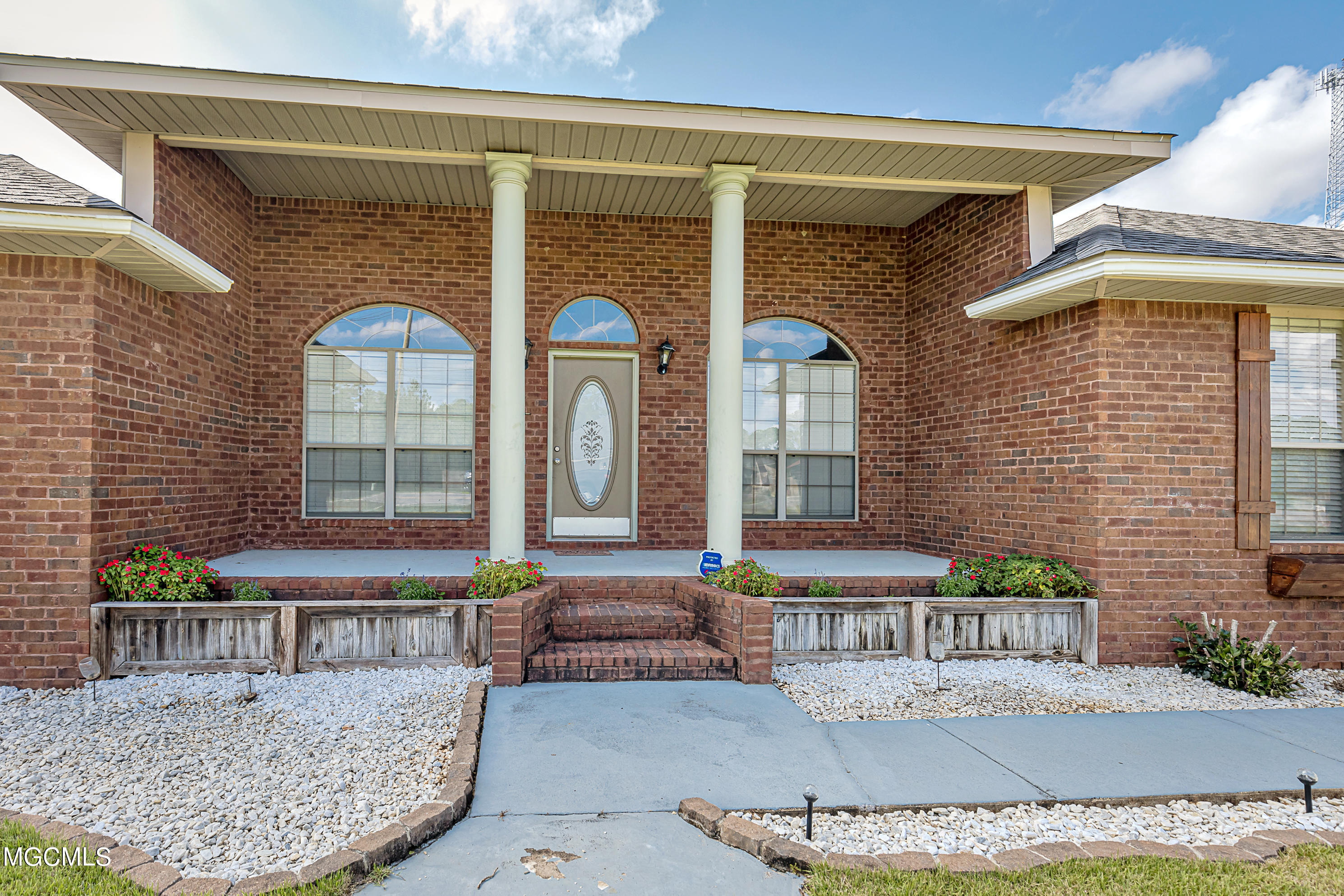 6754 Biddix Evans Road Ocean Springs, MS 39564 - Photo 3 of 54 IMG_7760