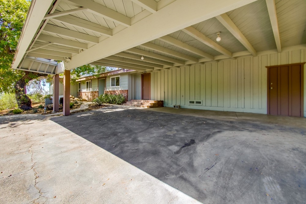 1664 Grove Road El Cajon, CA 92020 - Photo 2 of 25