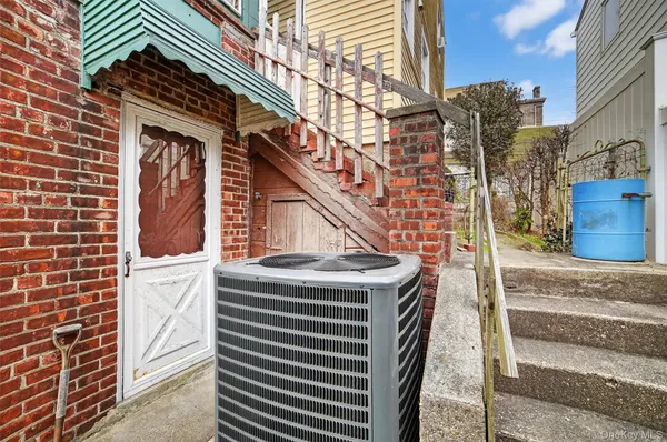 $675,000 | 65 Hillview Avenue, Yonkers, NY 10704