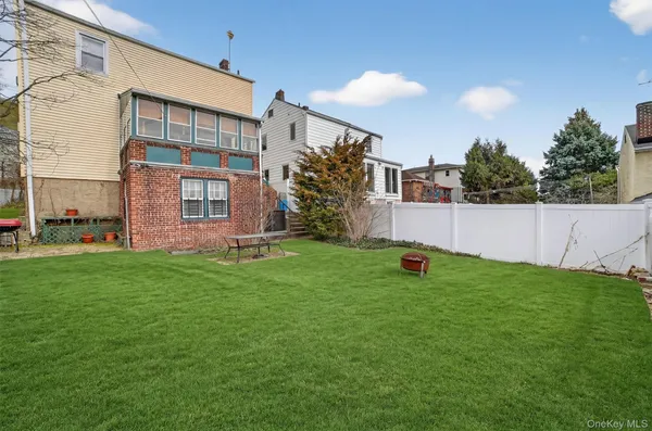 $675,000 | 65 Hillview Avenue, Yonkers, NY 10704