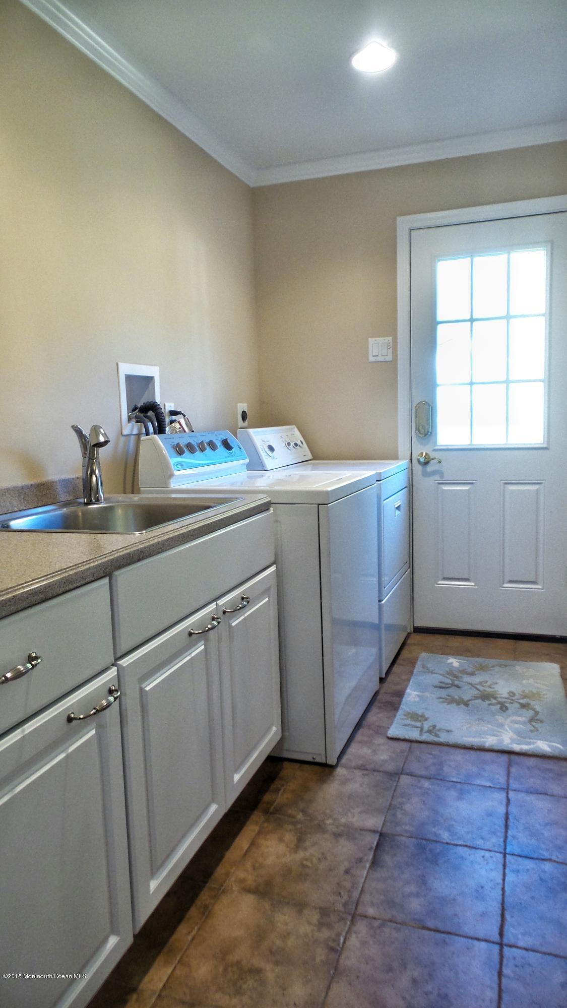 737 Hopping Road Middletown, NJ 07718 - Photo 16 of 24 bath
