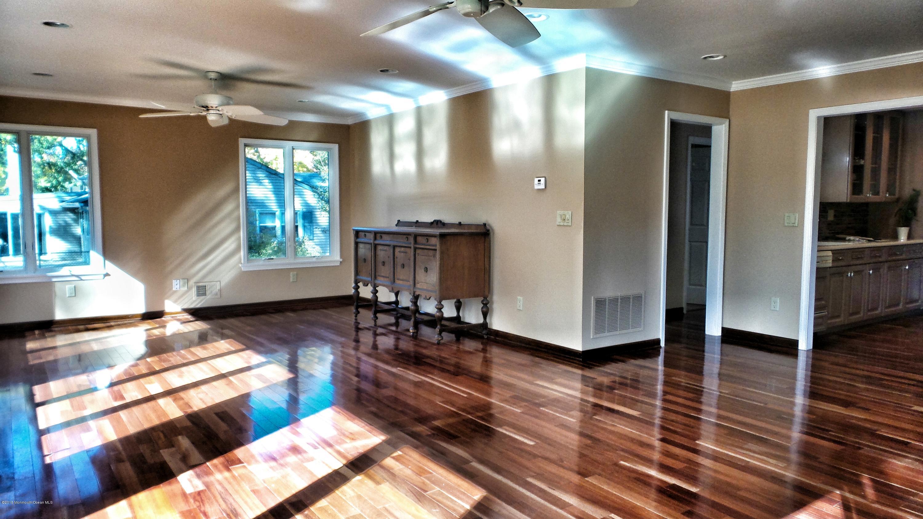 737 Hopping Road Middletown, NJ 07718 - Photo 5 of 24 Living