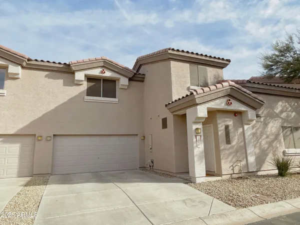 $1,895 | 8144 West Beck Lane, Peoria, AZ 85382