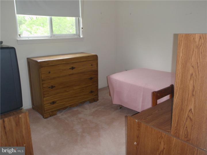 264 Burning Tree Road Delran, NJ 08075 - Photo 12 of 14