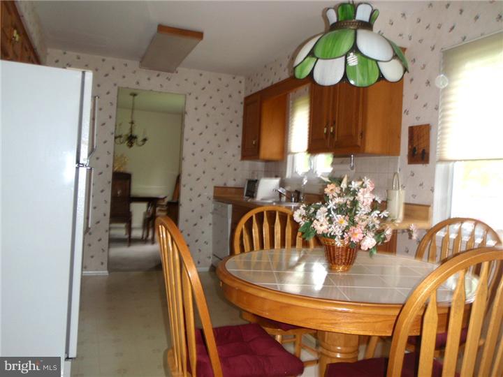 264 Burning Tree Road Delran, NJ 08075 - Photo 8 of 14