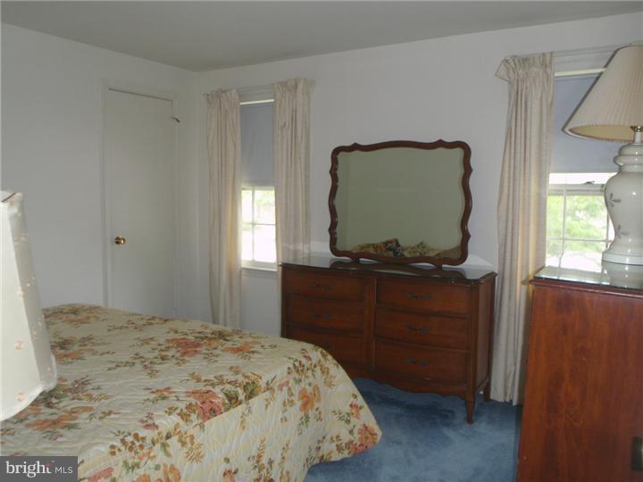 264 Burning Tree Road Delran, NJ 08075 - Photo 9 of 14