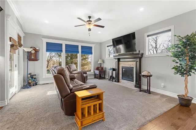 $565,000 | 3901 Southwest Odell Drive, Lee's Summit, MO 64082