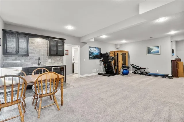 $565,000 | 3901 Southwest Odell Drive, Lee's Summit, MO 64082