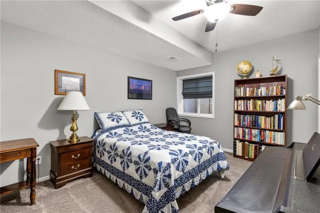 $565,000 | 3901 Southwest Odell Drive, Lee's Summit, MO 64082