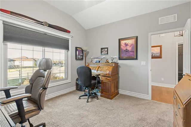 $565,000 | 3901 Southwest Odell Drive, Lee's Summit, MO 64082