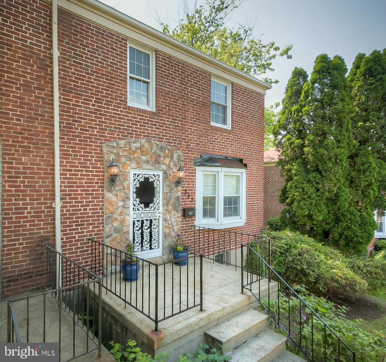 842 Stamford Road Baltimore, MD 21229 - Photo 1 of 30 Exterior (Front)