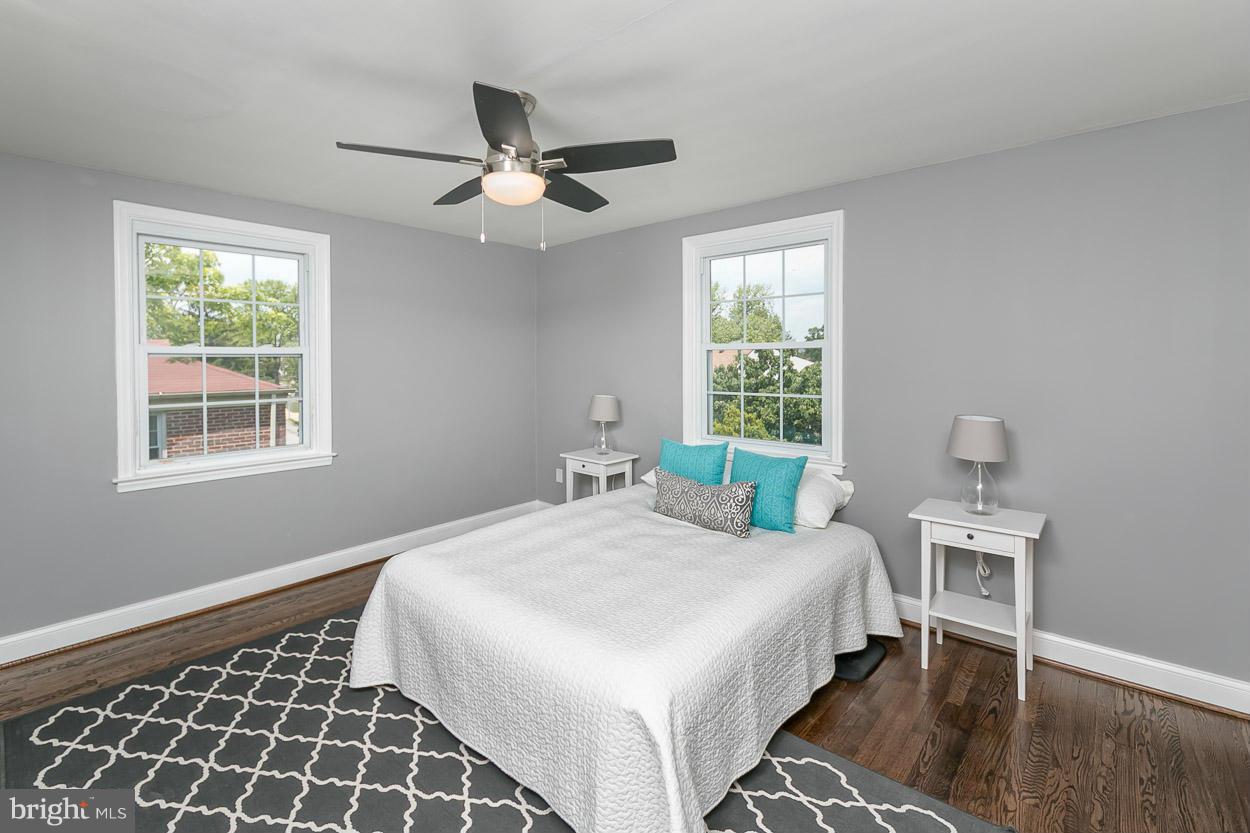 842 Stamford Road Baltimore, MD 21229 - Photo 17 of 30 Bedroom (Master)