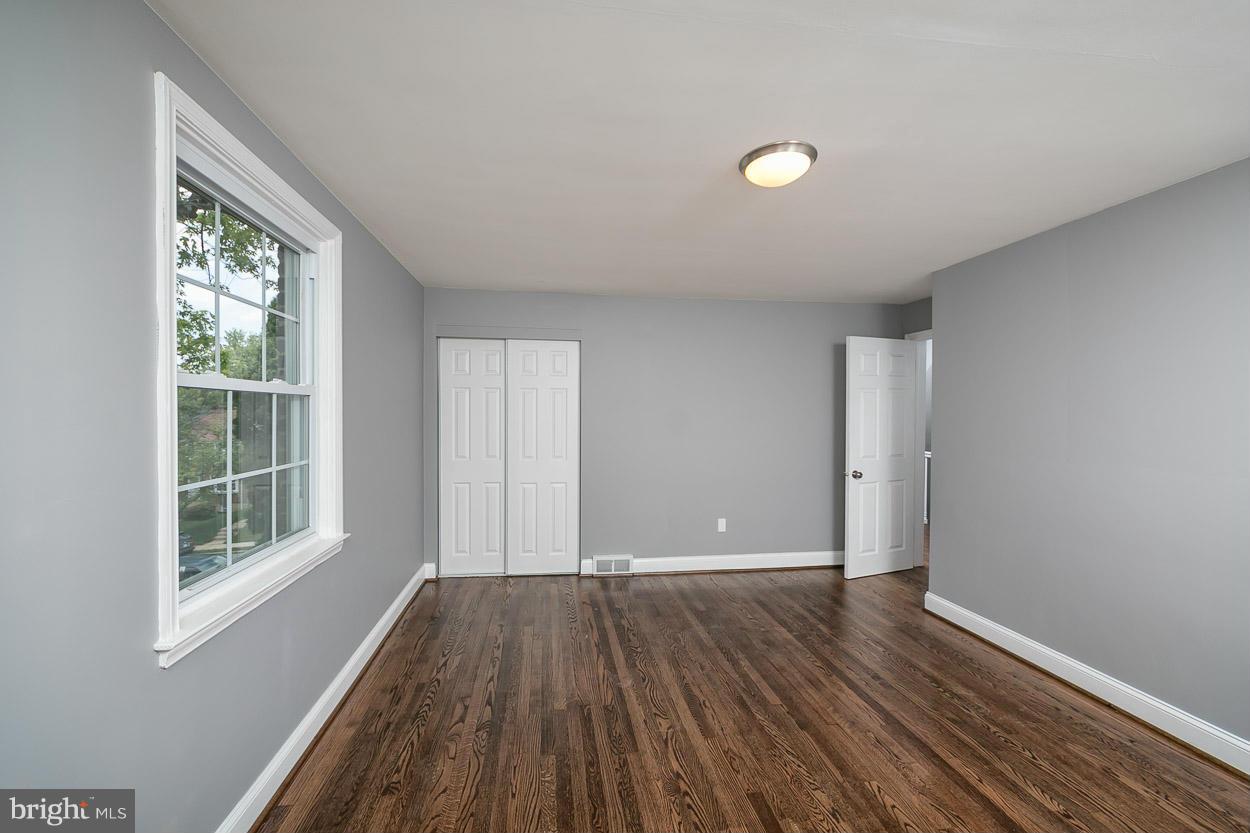 842 Stamford Road Baltimore, MD 21229 - Photo 24 of 30 Bedroom