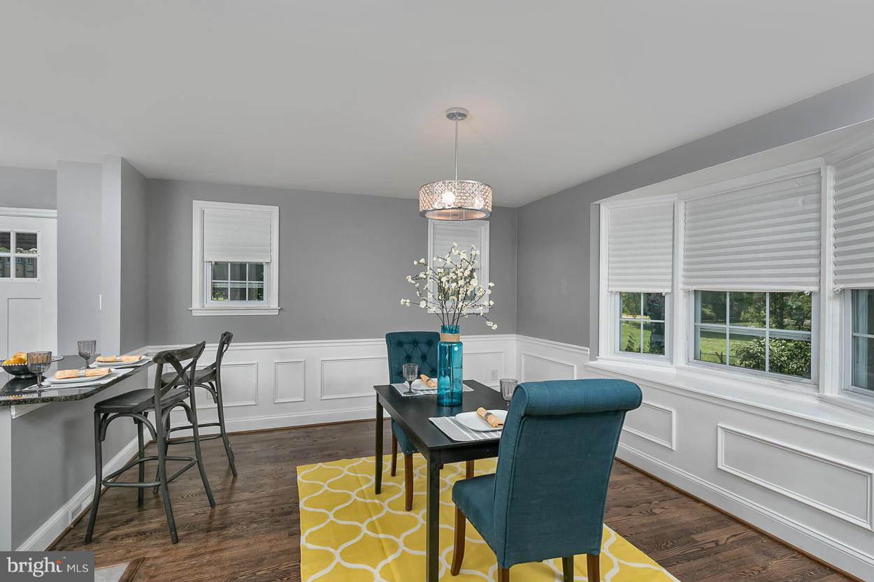842 Stamford Road Baltimore, MD 21229 - Photo 10 of 30 Dining Room
