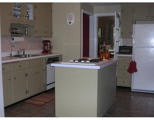 38 Bellevue Road Stoneham, MA 02180 - Photo 9 of 24 Gallery Image 9