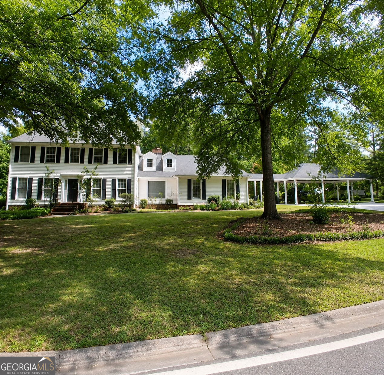 311 Castlegate Road Macon, GA 31210 - Photo 1 of 24