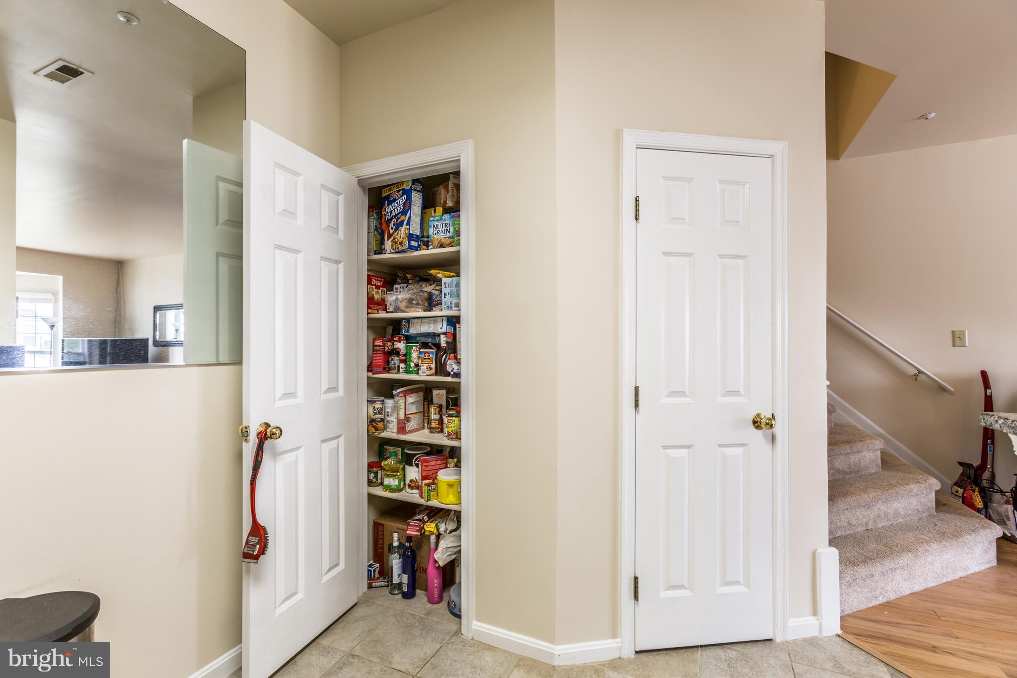 2009 Bell Point Court Odenton, MD 21113 - Photo 5 of 18 Gallery Image 5