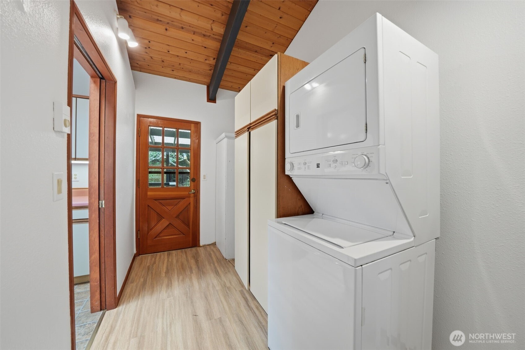 102 Byron Road Friday Harbor, WA 98250 - Photo 11 of 40 Gallery Image 11