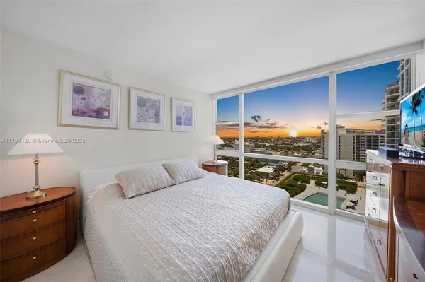 $4,500 | 6801 Collins Avenue, Unit 1403/DOOR, Miami Beach, FL 33141