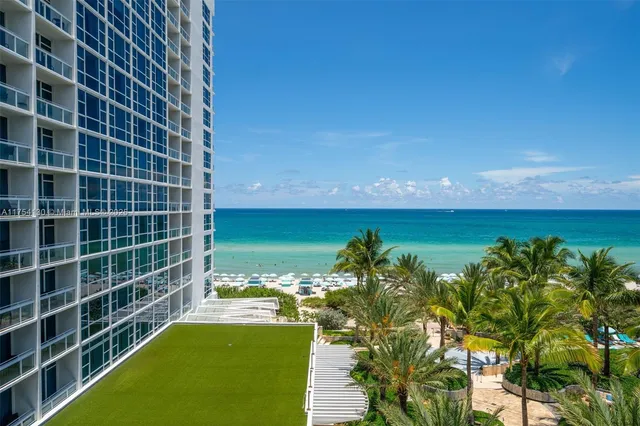 $4,950 | 6801 Collins Avenue, Unit 1403/DOOR, Miami Beach, FL 33141