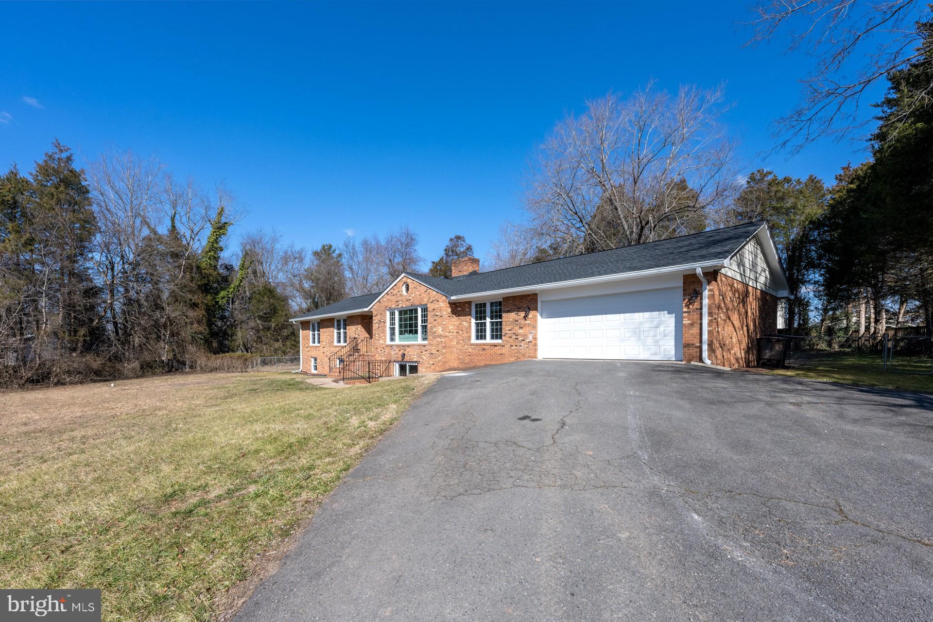 11620 Lucasville Road Manassas, VA 20112 - Photo 3 of 49 Gallery Image 3