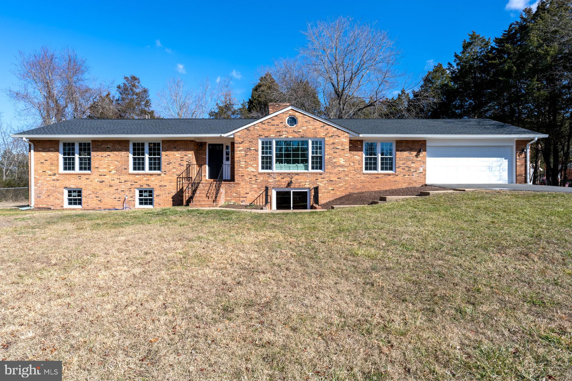 11620 Lucasville Road Manassas, VA 20112 - Photo 5 of 49 Gallery Image 5